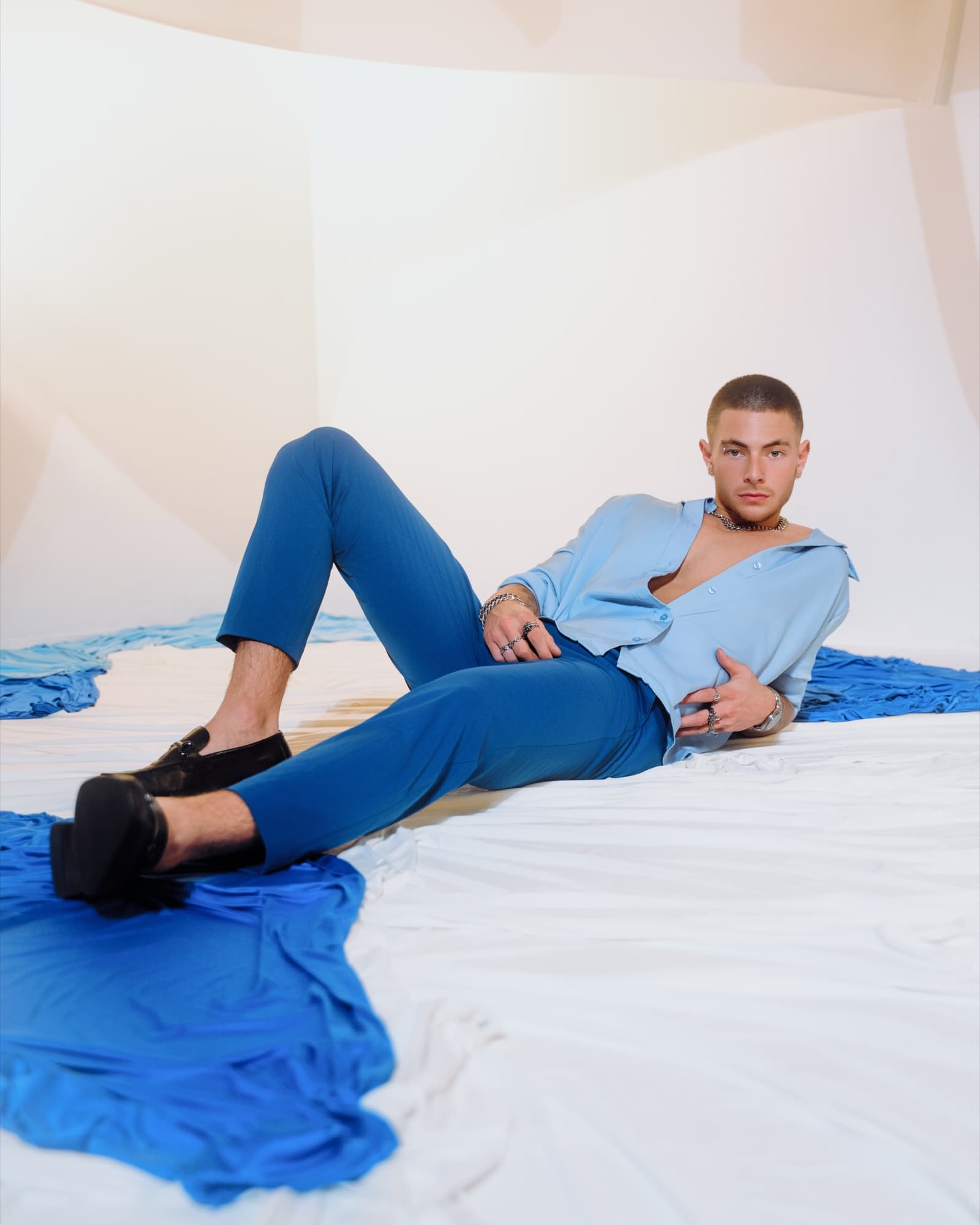 Royal Sands campaign look
