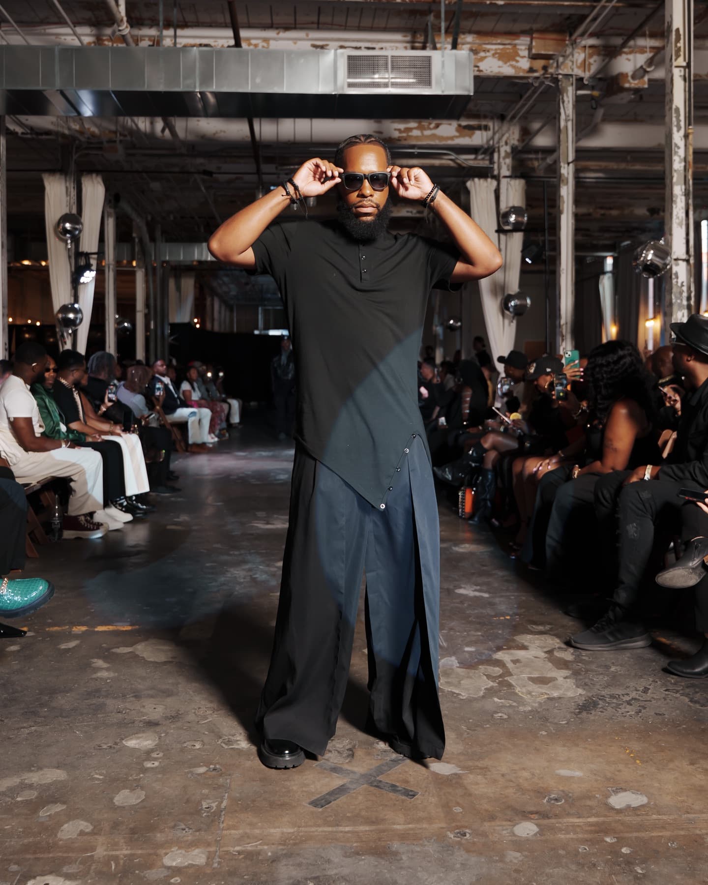 Runway look, Season 2 — Eclipse